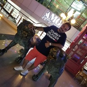 Meet your Posher, Adel elkhwaga